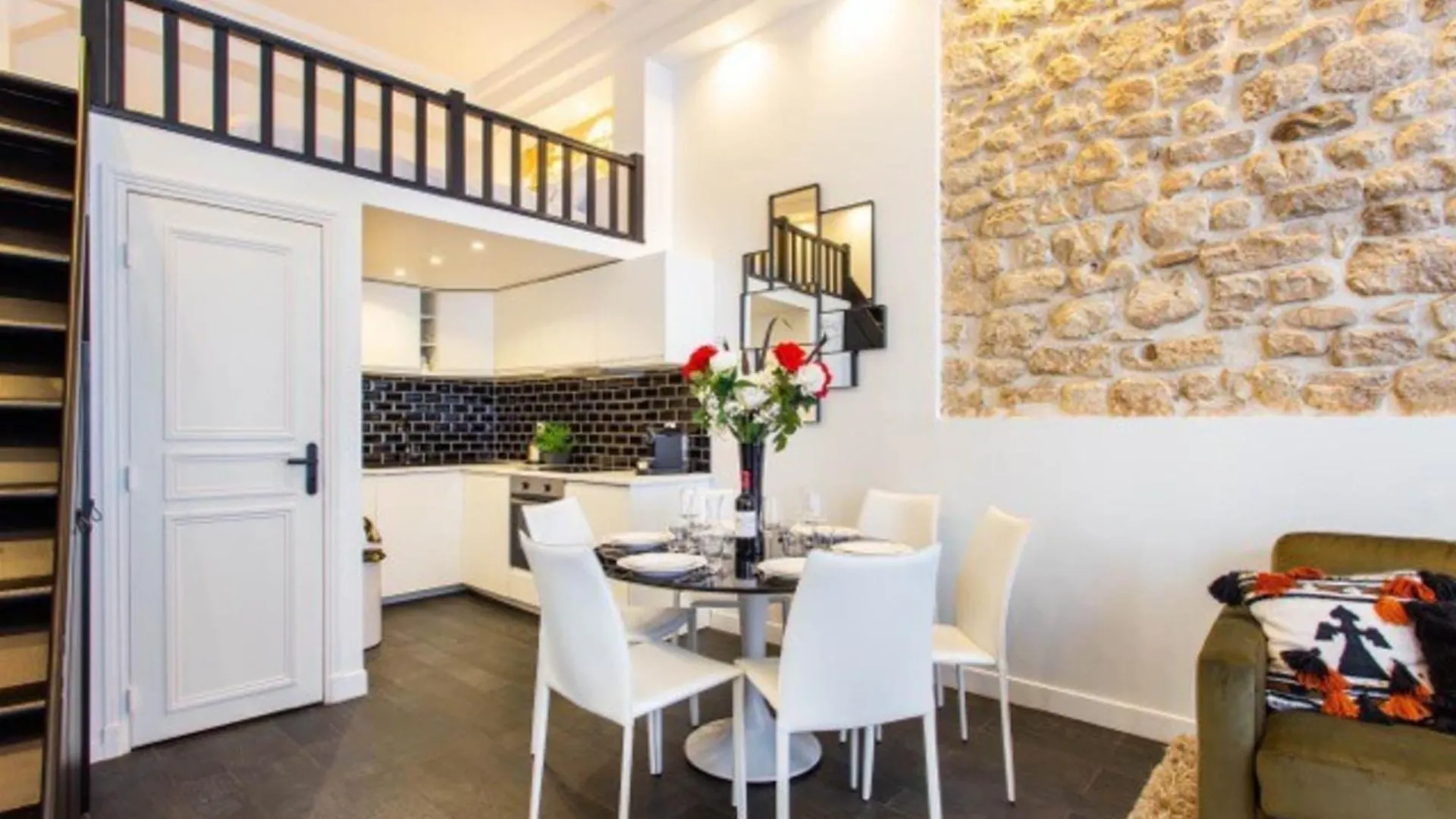פריז Stunning Apartment - 2Br-6P - Grand Boulevard 0*,
